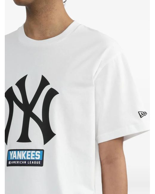 KTZ White Logo-Graphic Printed T-Shirt for men