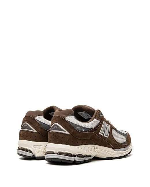 New Balance Brown 2002R Sneakers
