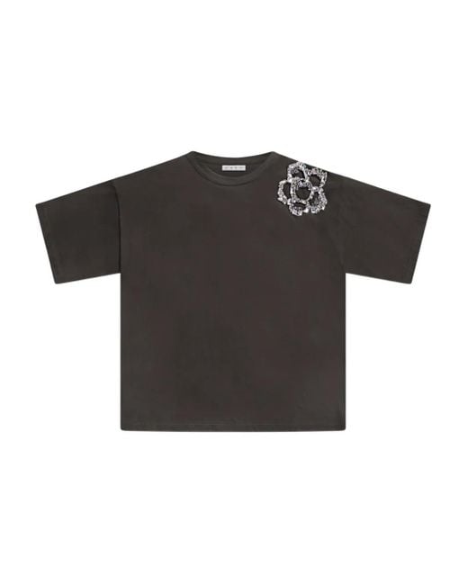 Area Black Crystal-Cluster Flower T-Shirt