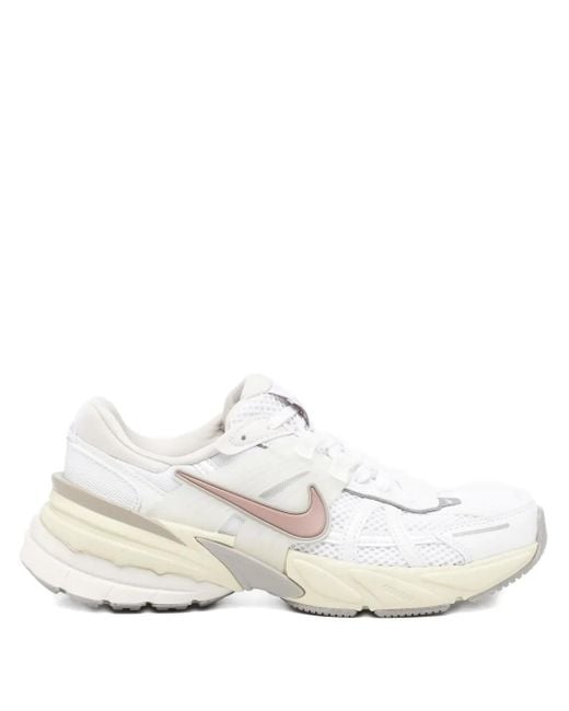 Zapatillas V2K Run Nike de color White
