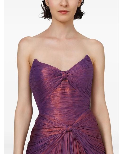 IRIS SERBAN Lucia Jurk in het Purple