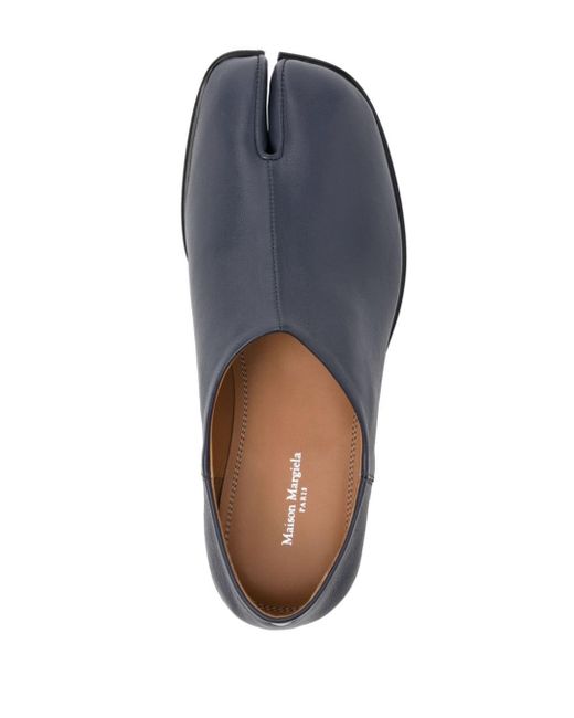 Zapatos estilo babucha con puntera Tabi Maison Margiela de color Gray