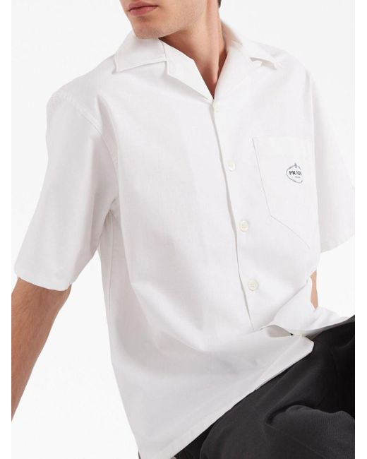 Chemise à logo imprimé Prada pour homme en coloris White