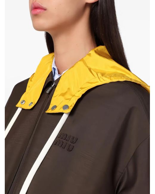 Chaqueta con capucha Miu Miu de color Brown