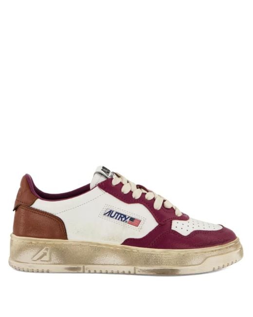 Autry Pink Medalist Low Sneakers