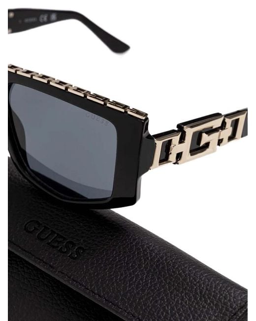 GUESS EYEWEAR Gray Logo-Plaque Sunglasses