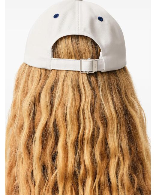 Cappello Bicolor "Ami Paris" di AMI in White