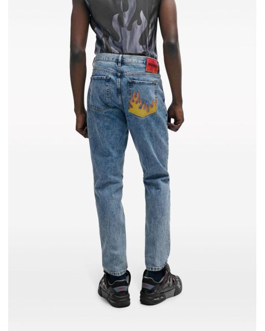 HUGO Tapered-Jeans mit Flammenstickerei in Blue für Herren