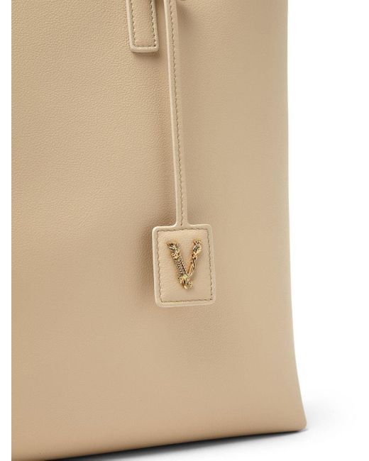 Versace Natural Virtus Handtasche mit Logo-Schild