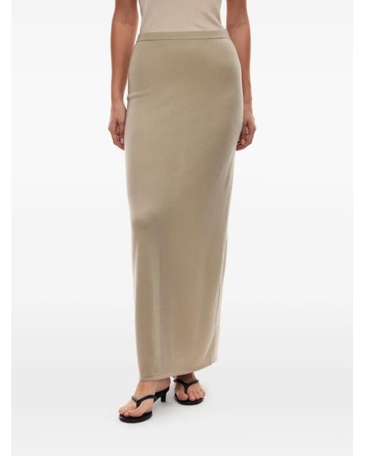 12 STOREEZ White Camelia Knitted Maxi Skirt