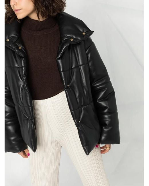 Pantalones rectos con pliegues Nanushka de color Multicolor