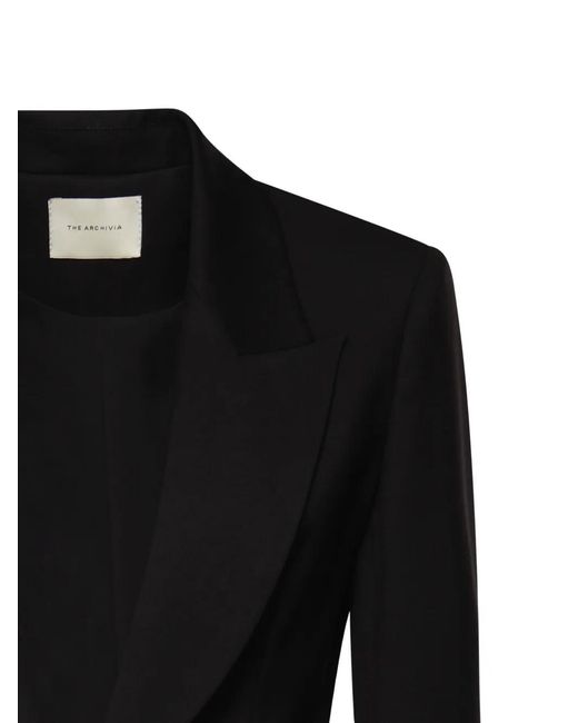 The Archivia Black Costume Lora