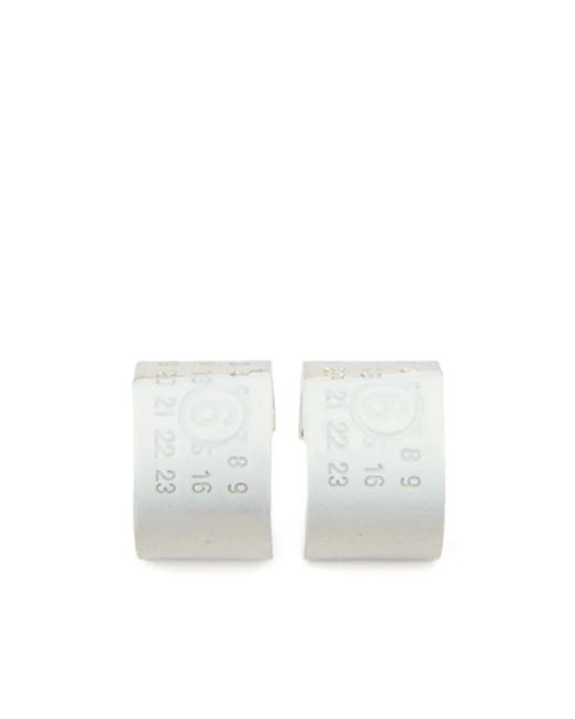 Orecchini Con Motivo Numbers di MM6 by Maison Martin Margiela in White