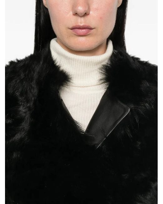 Abrigo Con Pelo Soft Goat de color Black