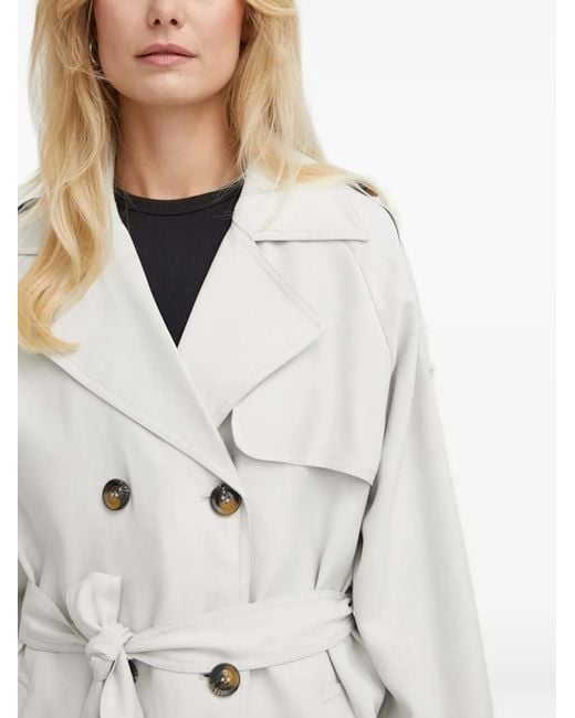 Trench Doppiopetto Con Cappuccio di Bruuns Bazaar in White