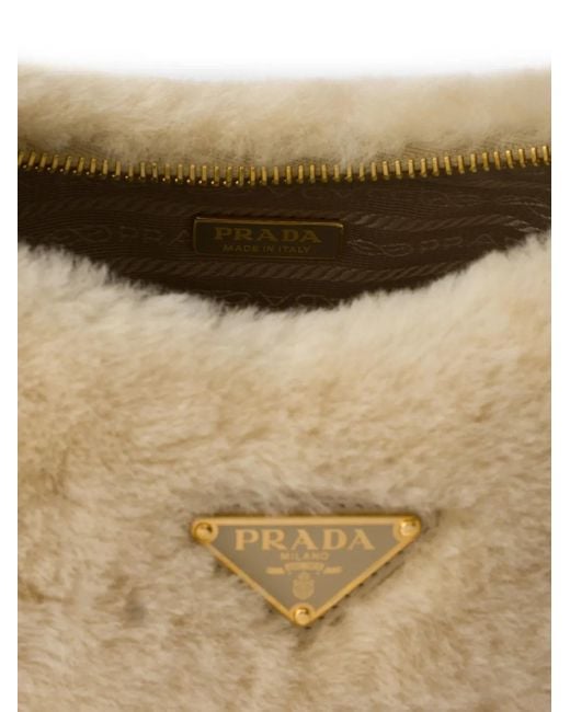 Bolso Re-Edition mini con pelo Prada de color Natural