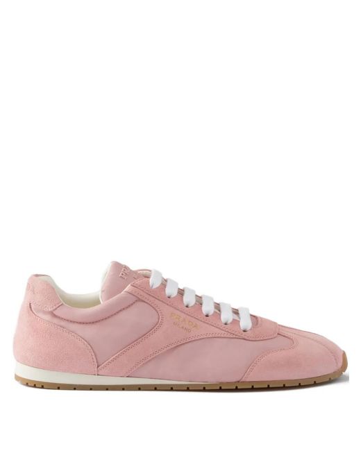 Baskets En Daim À Lacets Prada en coloris Pink