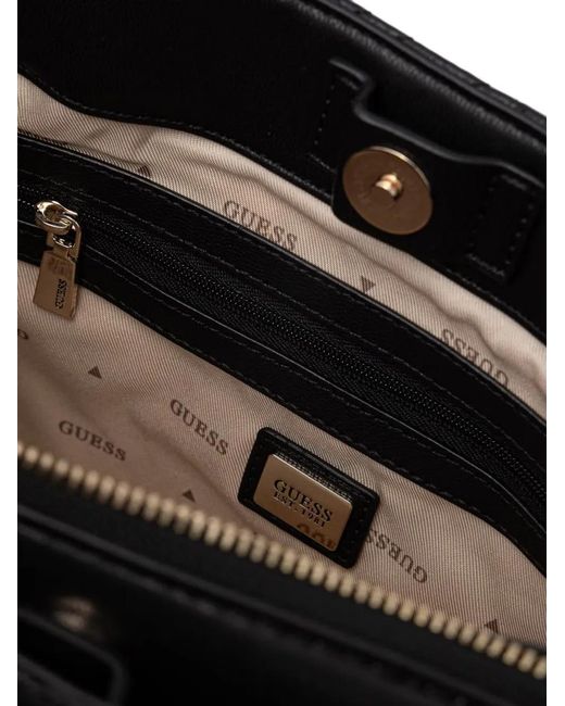 Guess Black Cabas Matelassé Sally À Breloque Logo