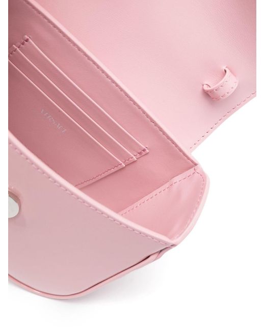 Bolso La Medusa Patent mini Versace de color Pink