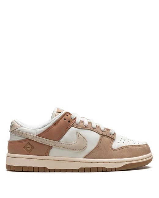 Nike Brown Dunk Low Se "Australia" Sneakers