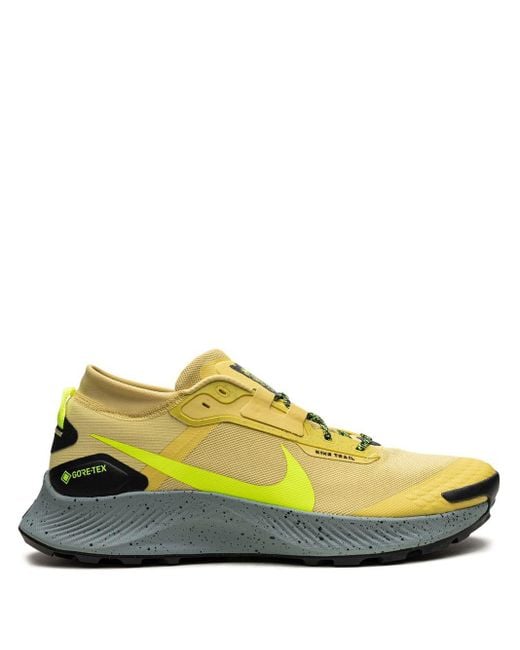Zapatillas Pegasus Trail 3 GORE-TEX Celery/Volt Nike de color Yellow