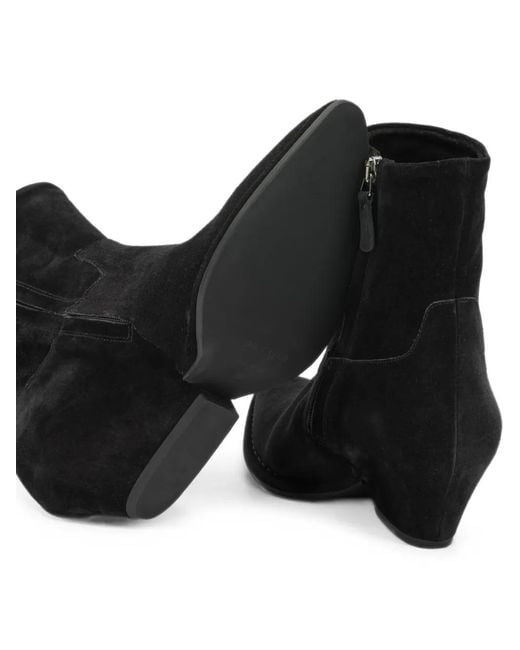 Roberto Del Carlo Black Suede Pointed-Toe Ankle Boots