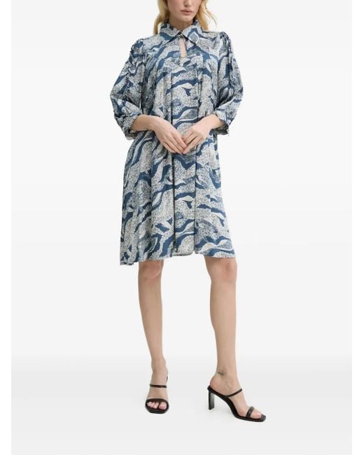 Robe Courte À Imprimé Abstrait Bruuns Bazaar en coloris Blue