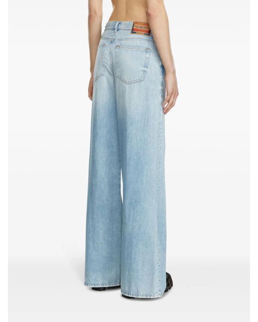 DIESEL Blue 1978 D-Akemi 068Mg Jeans