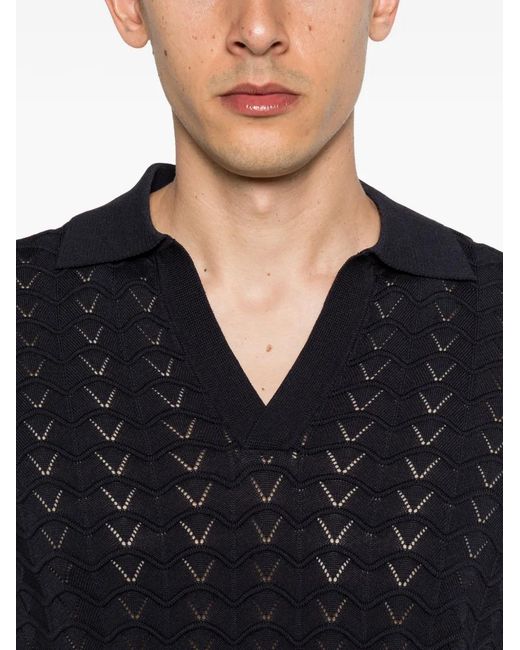 CHE Black Open-Neck T-Shirt for men