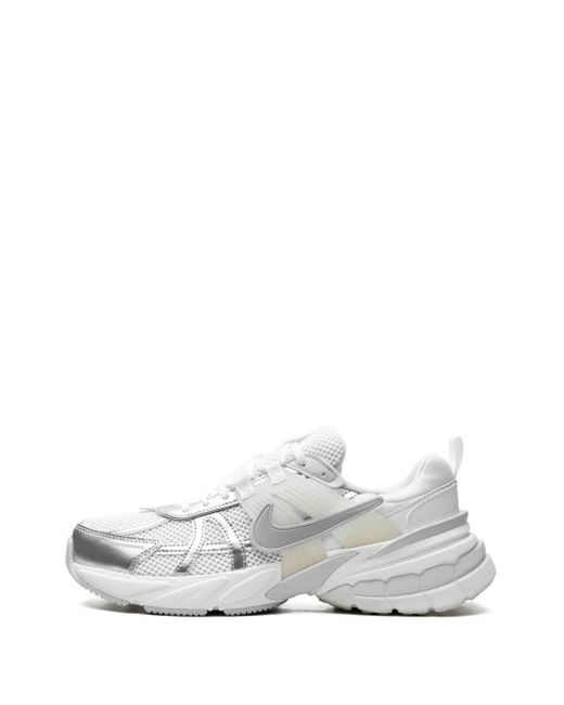 Baskets V2K Run Nike en coloris White
