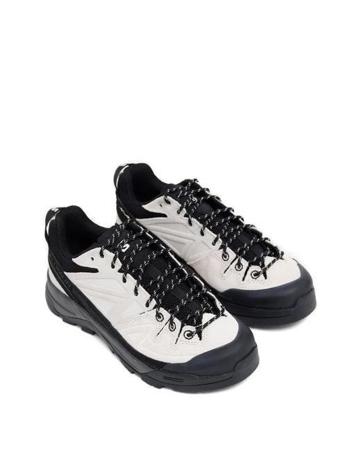 Salomon White Baskets À Semelle Épaisse