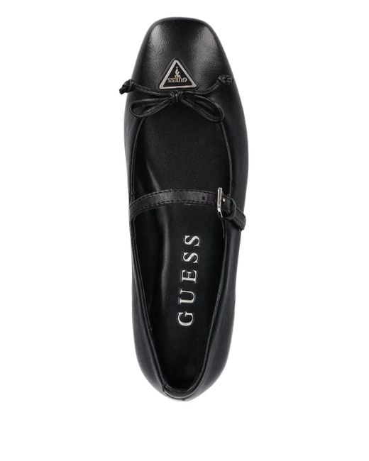 Guess Kayra フラットシューズ Black