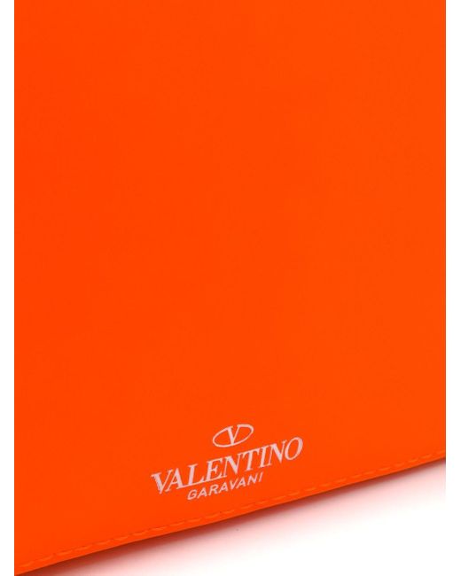 メンズ Valentino Garavani Vltn ショルダーバッグ オレンジ Lyst
