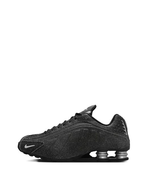 Nike Black Shox R4 Lace-Up Sneakers