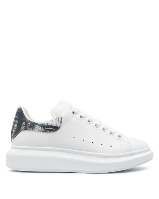 Alexander McQueen Oversized Leren Sneakers in het White voor heren