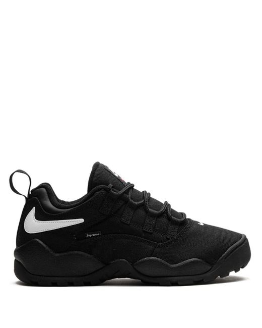 Nike X Supreme SB Darwin Low Black Sneakers