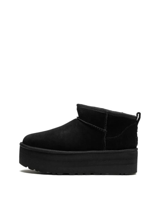 Ultra Mini Stivali Classici Con Altopiano di Ugg in Black