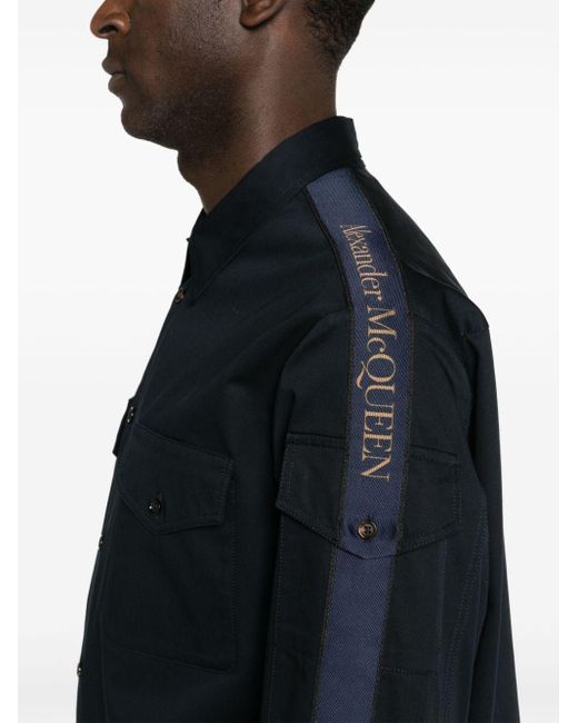 Camisa con ribete del logo Alexander McQueen de hombre de color Blue