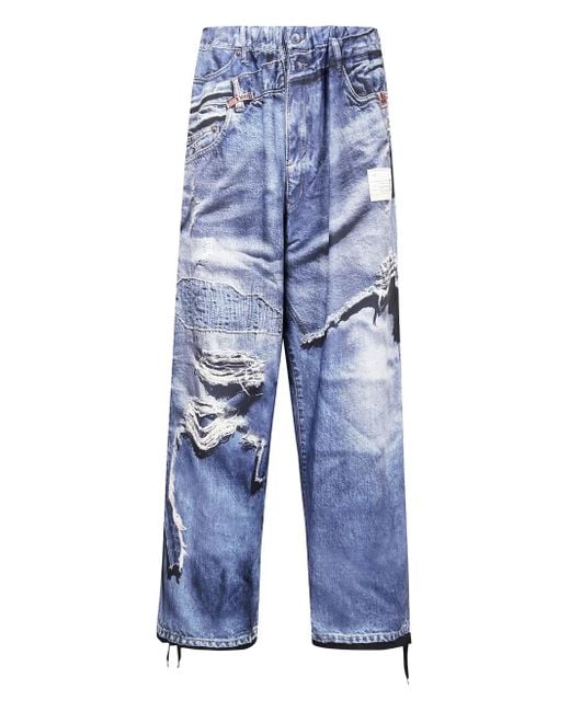 Maison Mihara Yasuhiro Blue Jeans mit grafischem Print