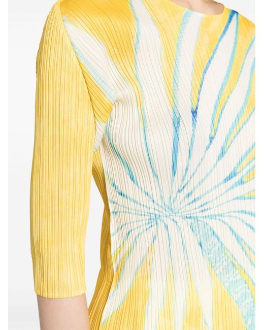 Blusa con estampado floral Pleats Please Issey Miyake de color Yellow
