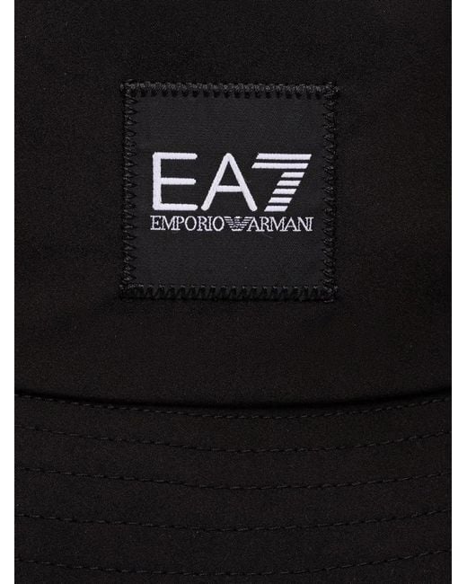 Bob À Patch Logo EA7 en coloris Black