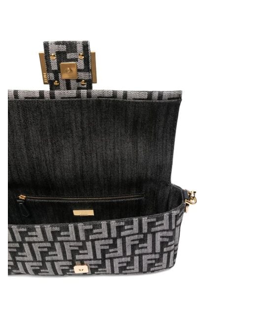 Bolso shopper Baguette con logo Fendi de color Black