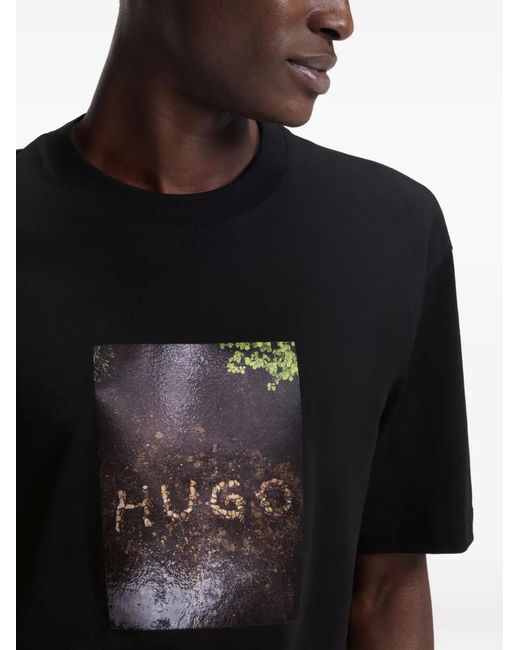 HUGO Black Graphic-Print T-Shirt for men
