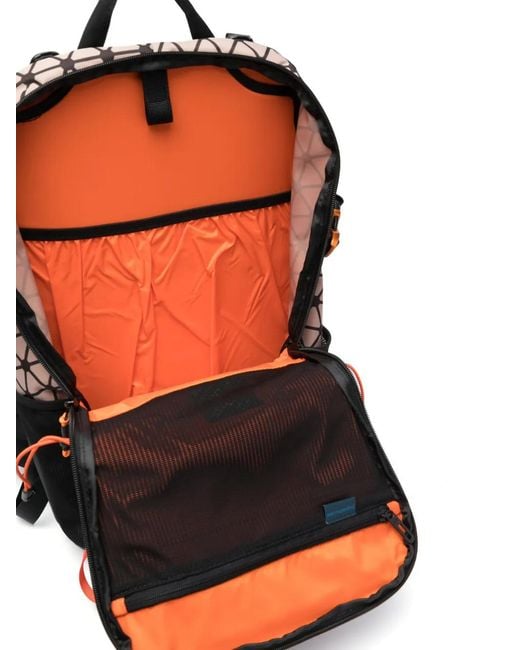 Piquadro Black Debossed-Logo Detail Backpack
