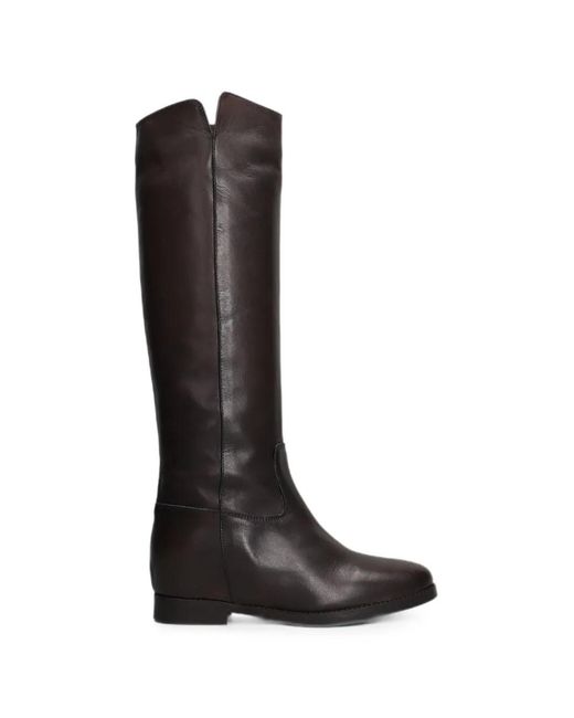 Julie Dee Black Round-Toe Leather Boots