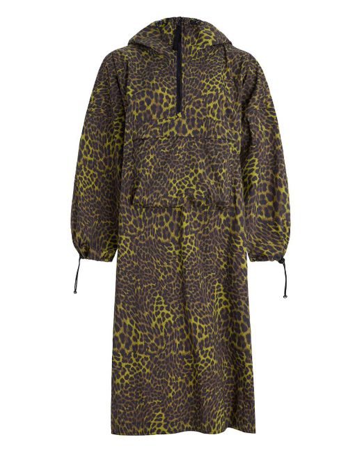 Marie Oliver Desirae Regenjas Met Capuchon En Luipaardprint in het Green