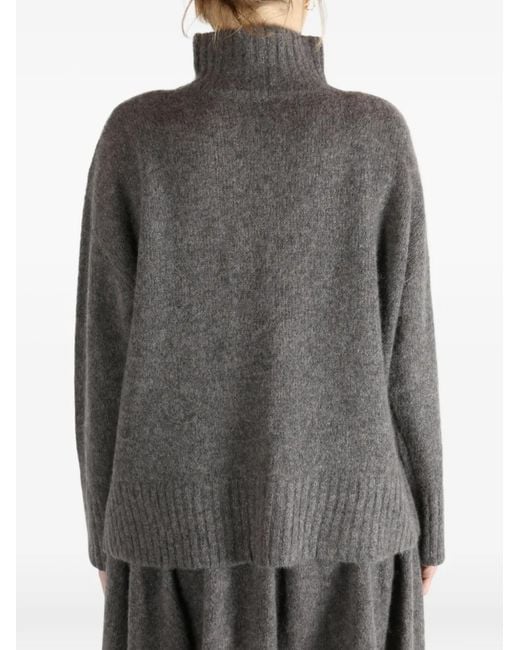 YANGKEHAN Gray Roll-Neck Top