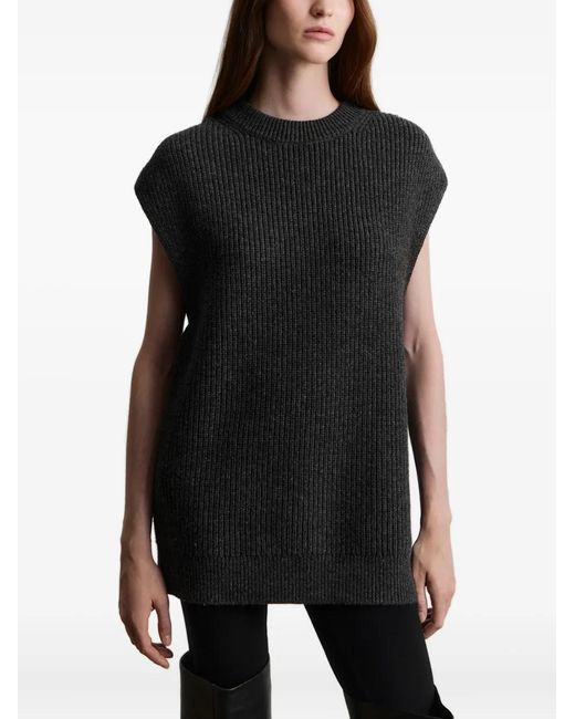 12 STOREEZ Black Gerippter Pullunder
