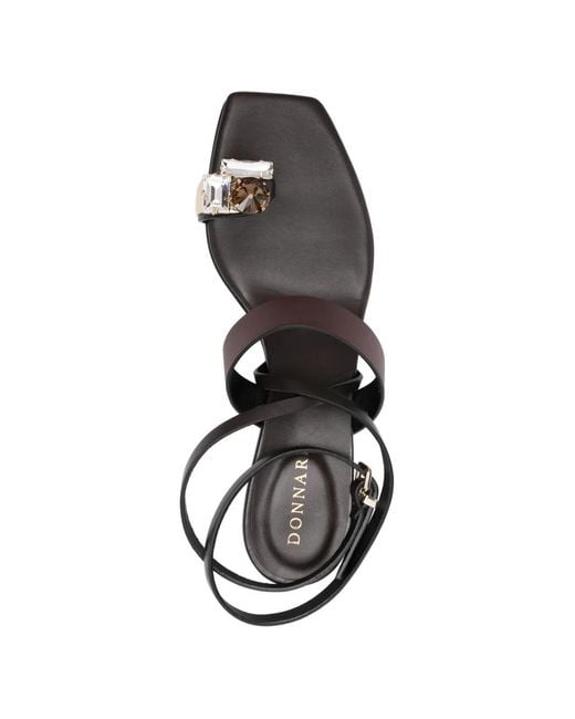 DONNARì Black Square-Toe Sandals