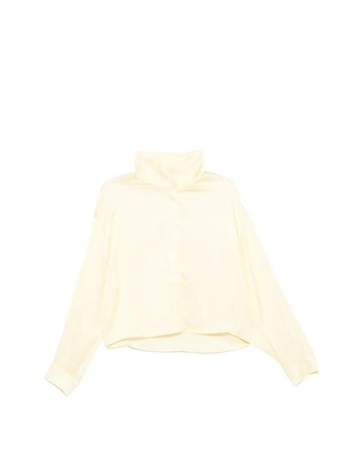 Top Con Cuello Alto IRO de color White